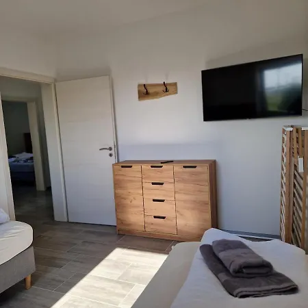 Flut An Der Nordsee Bis 14 Personen Mit Hund * Schulp (Dithmarschen)